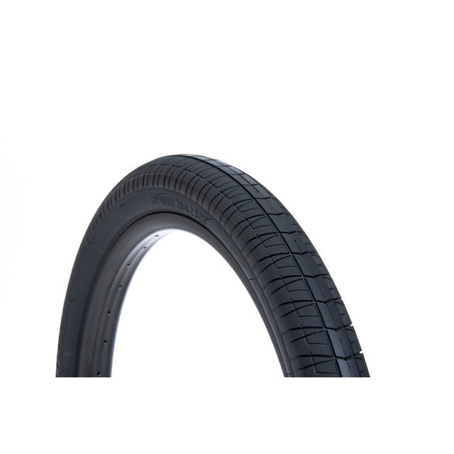 Salt STRIKE Tyre