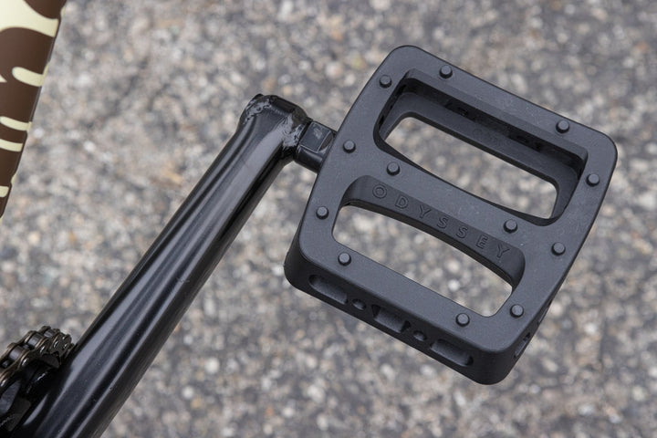 Sunday EX Julian Arteaga Signature Brown