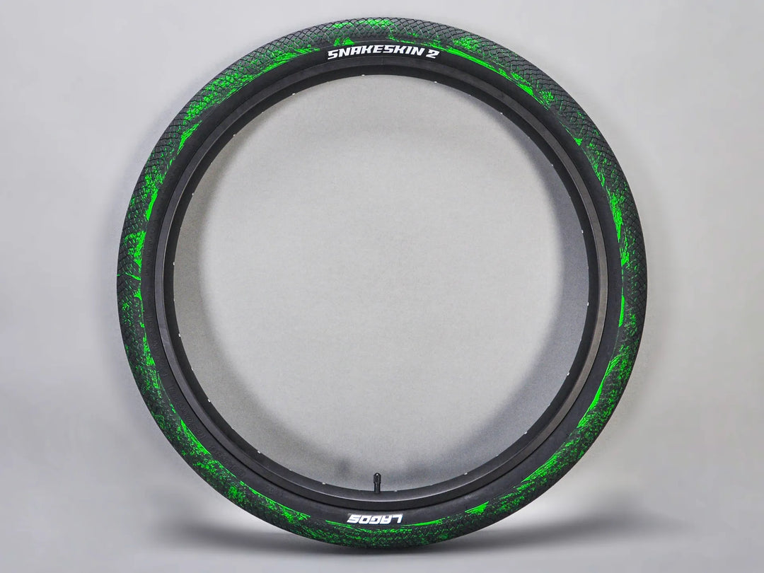 Lagos 26 Inch Snakeskin V2 Tyre Green / Black Marble Pair