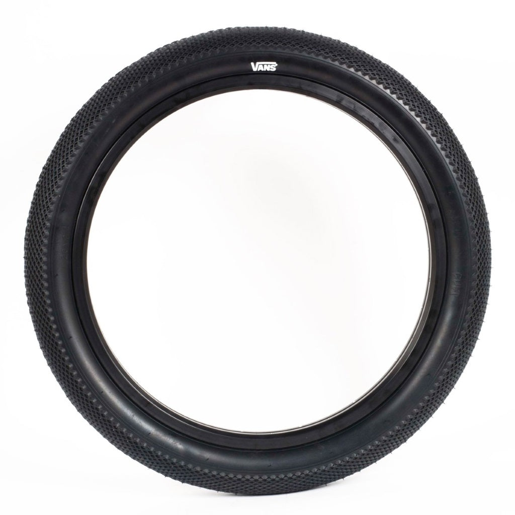 Cult Vans Tyre 18" All Black 2.30"