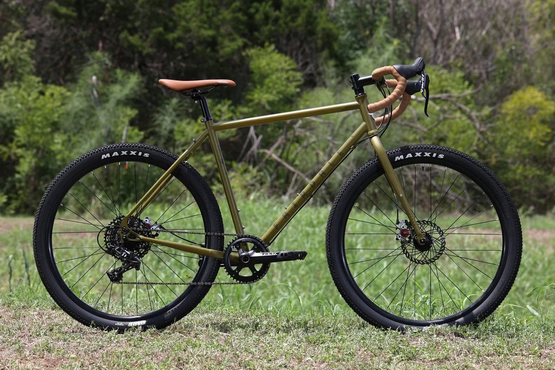 Fairdale Weekender Nomad Matte Army Green