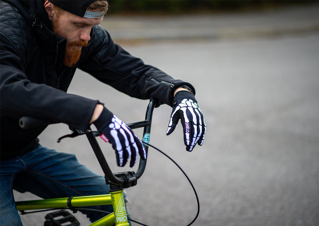 Shield Protectives Gloves Skeleton
