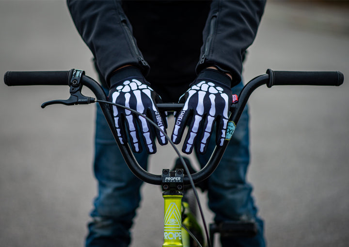 Shield Protectives Gloves Skeleton