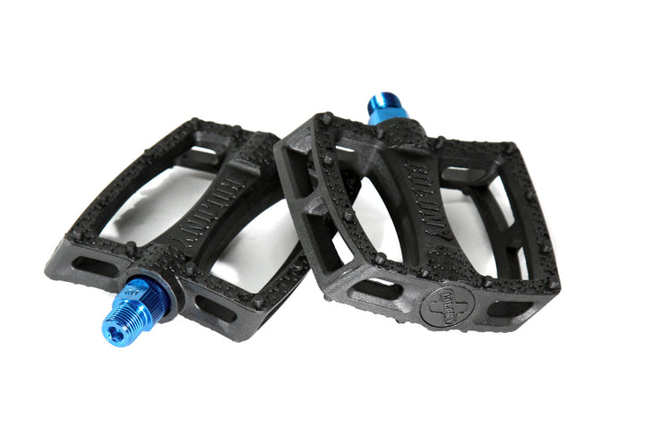 Colony Fantastic Plastic Pedals 9/16" Solid Black coloured axles