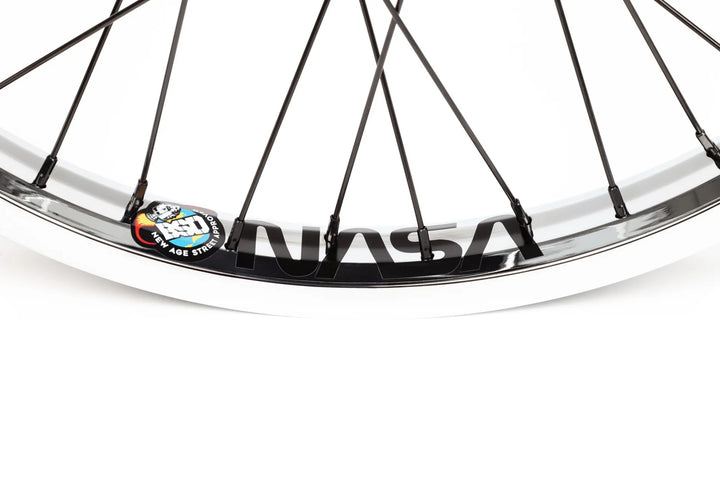 BSD Mind Back Street Pro Female Cassette Rear Wheel Chrome LHD