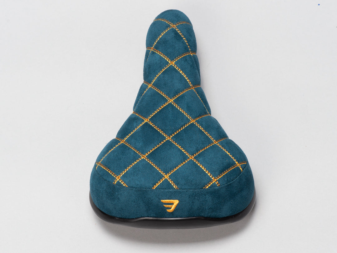 Mafia Diamond Stitch Wheelie Seat