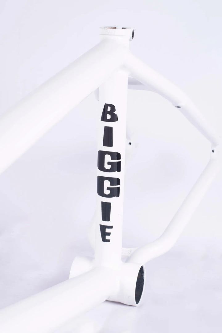 Cult Biggie Devon Smillie Frame White