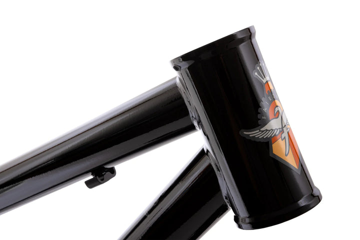 The Fairdale Elevator 29 Inch Gloss Black