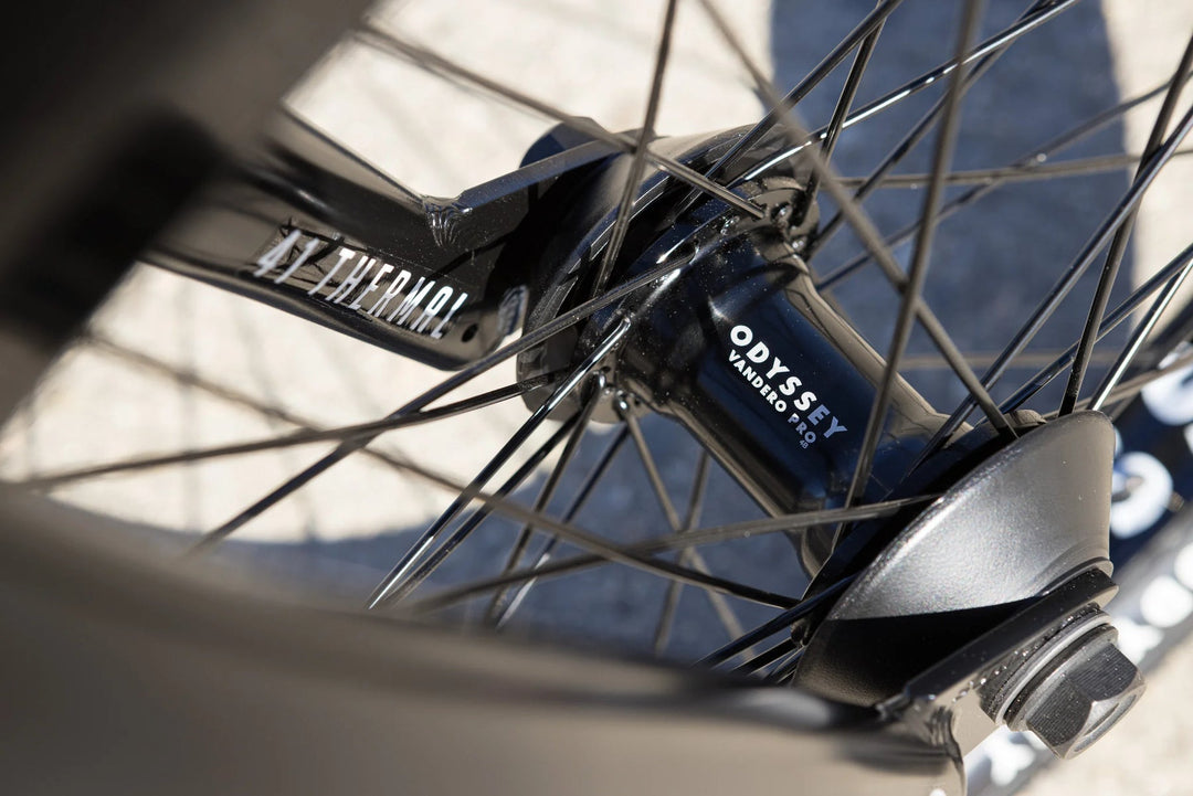 Sunday Soundwave Gloss  Notepad Yellow 21 LHD