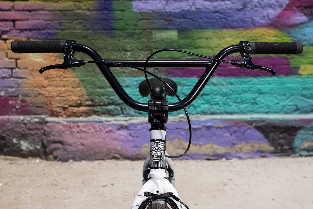 Fairdale Taj 27.5" Wheel Bike White