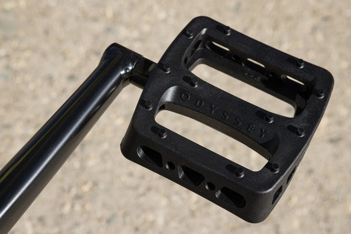 Sunday Soundwave Gloss  Notepad Yellow 21 RHD