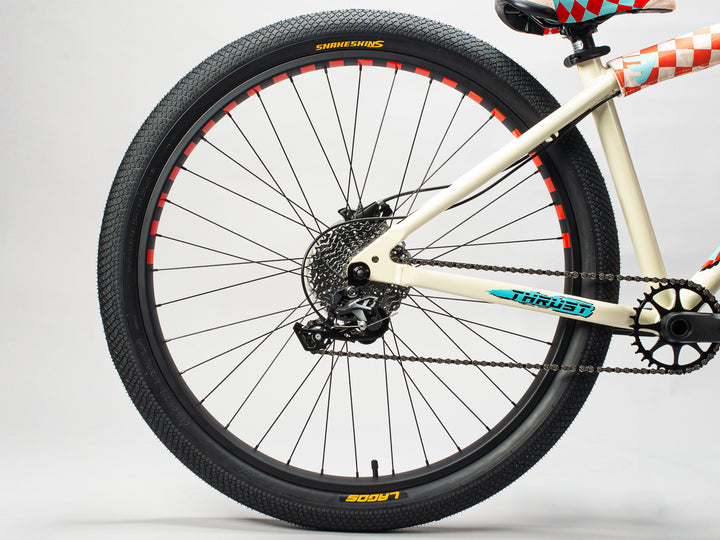 Mafia Bomma Thrust Ivory (UK)