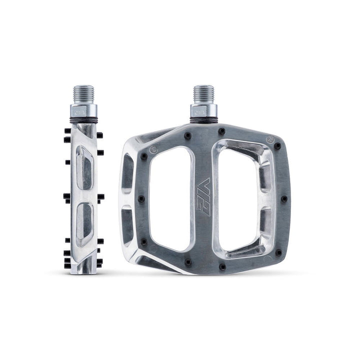 DMR V12 Pedal Polished Silver 9/ 16 Silver 95mm x 100mm