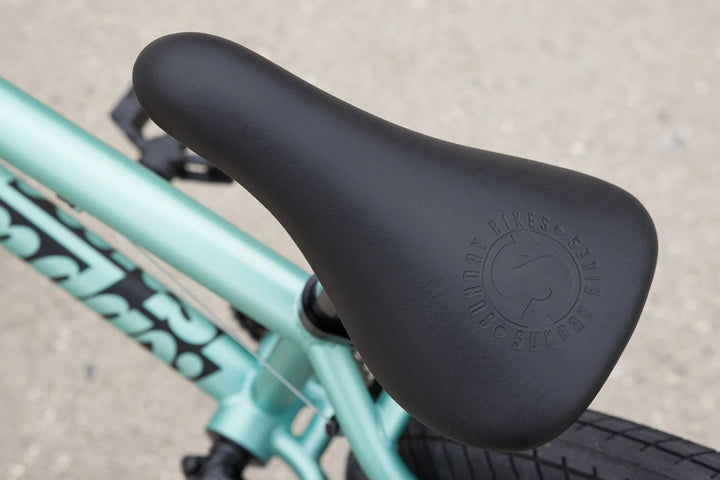Sunday Primer Park Matte Ice Green