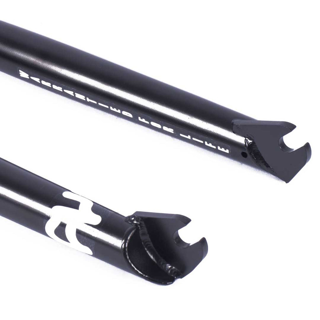 Cult Sect Forks Black 20"