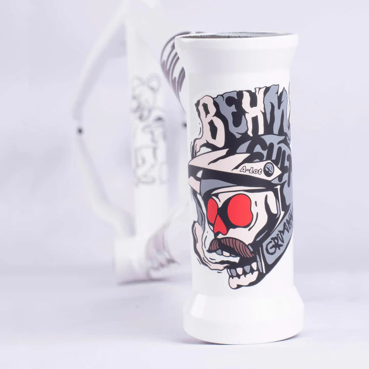 Cult Vick Behm 24" Race Cruiser Frame Battleship White 22"TT