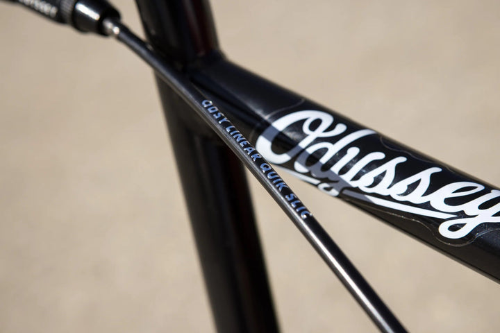 Sunday Soundwave Gloss  Notepad Yellow 21 RHD