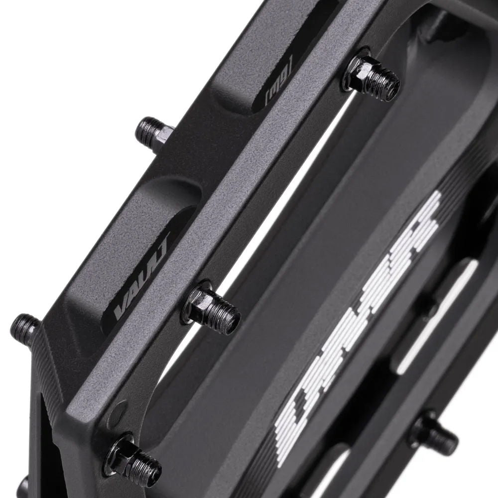 DMR Pedal Vault Mag Black 105mm x 105mm