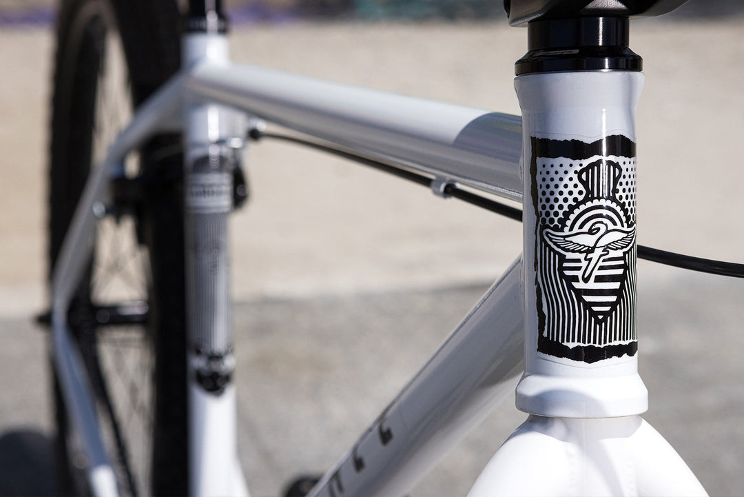 Fairdale Taj 27.5" Wheel Bike White