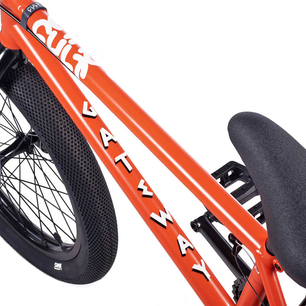 CULT GATEWAY BIKE - ORANGE 20.5" 2026