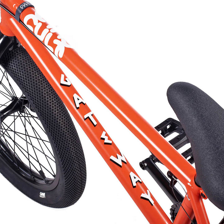 CULT GATEWAY BIKE - ORANGE 20.5" 2026