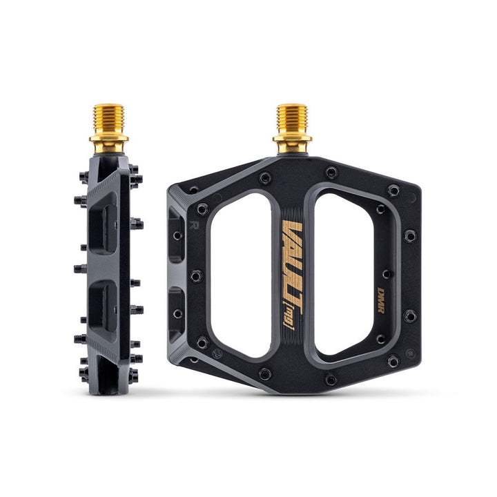 DMR Pedal Vault Mag SL Black 105mm x 105mm