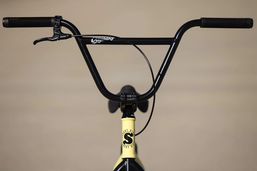 Sunday Soundwave Gloss  Notepad Yellow 21 RHD