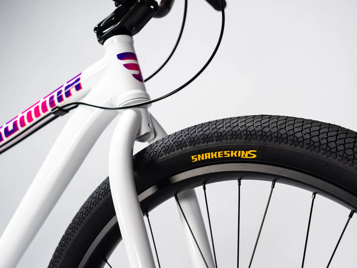 Mafia Bomma Thrust White (UK)