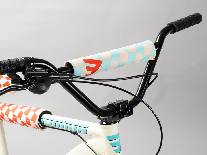 Mafia Bomma Thrust Ivory (UK)