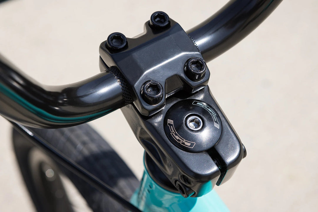 Sunday 16" Primer Gloss Turquoise