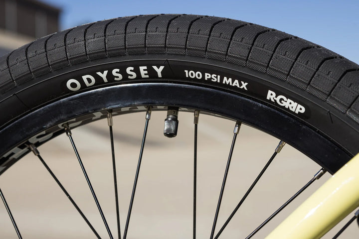 Sunday Soundwave Gloss  Notepad Yellow 21 LHD