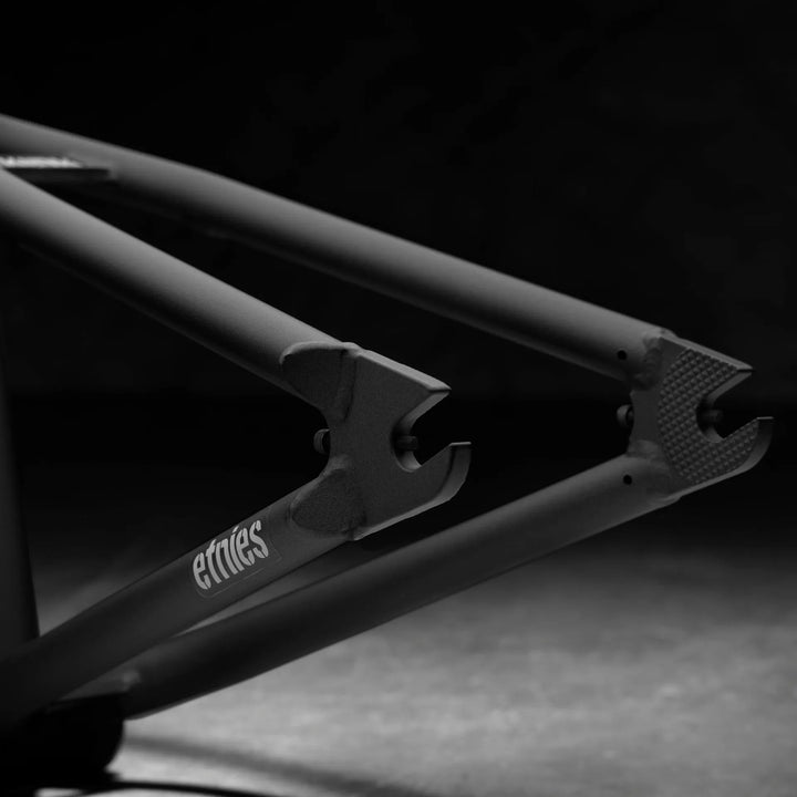 Kink Williams x Etnies Frame Matt Golden Graphite