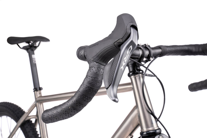 Hook EXT Ti Complete Bike