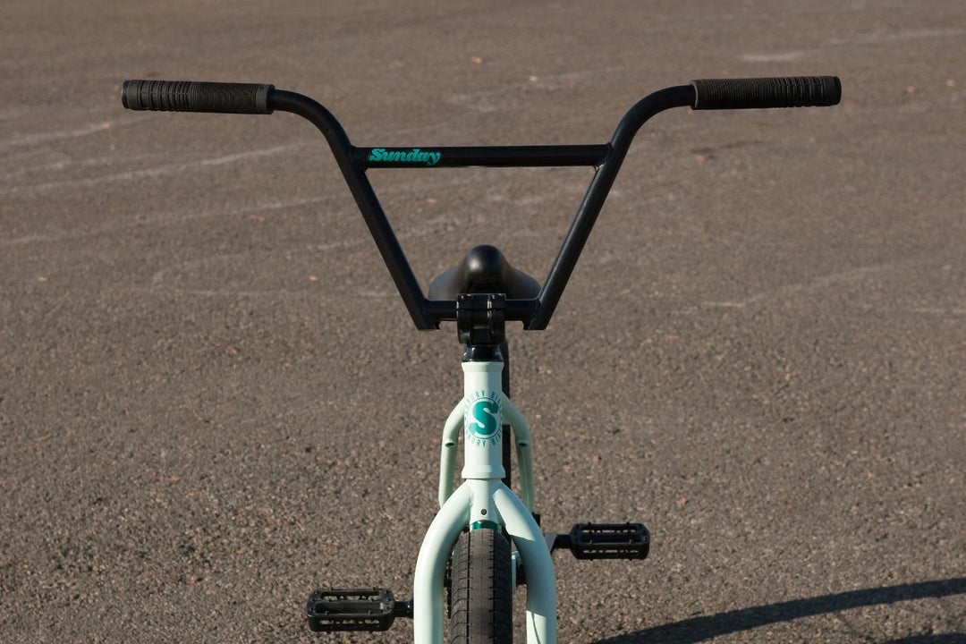 Sunday EX Julian Arteaga Signature Mint