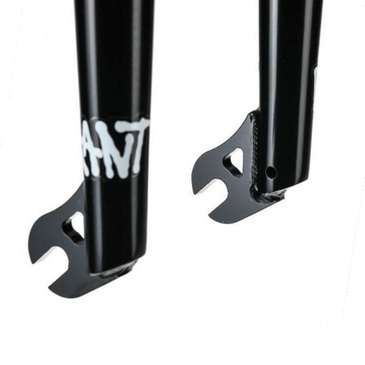 Rant Twin Peaks Forks Gloss Black 30mm Offset