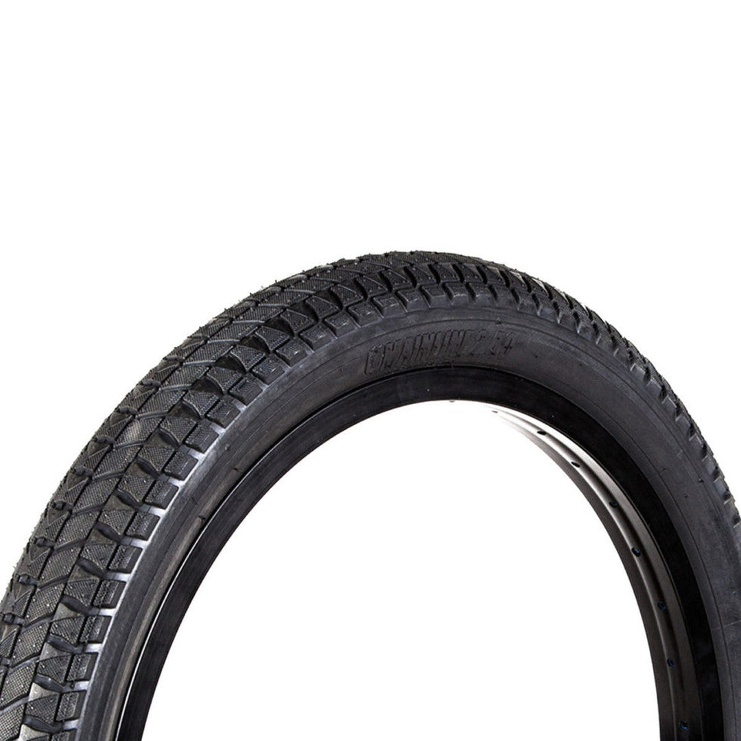 S&M Mainline 22" Wheel Tyre All Black