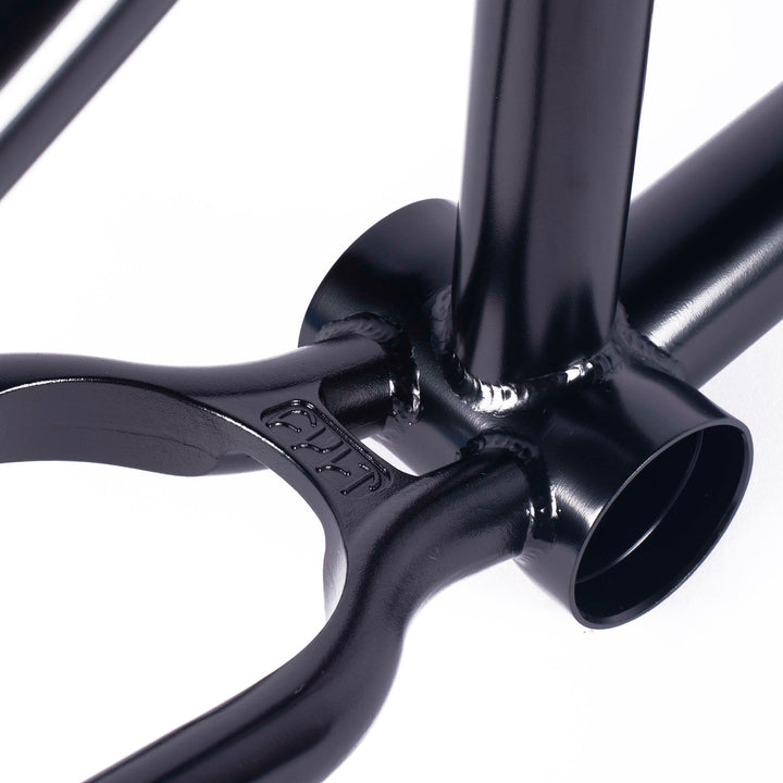 Cult Biggie Frame Devon Smillie Signature Black