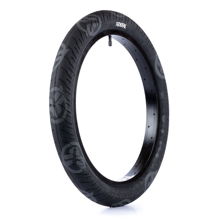 Federal Command LP Tyre 20" Black / Dark Grey Logos 2.40"