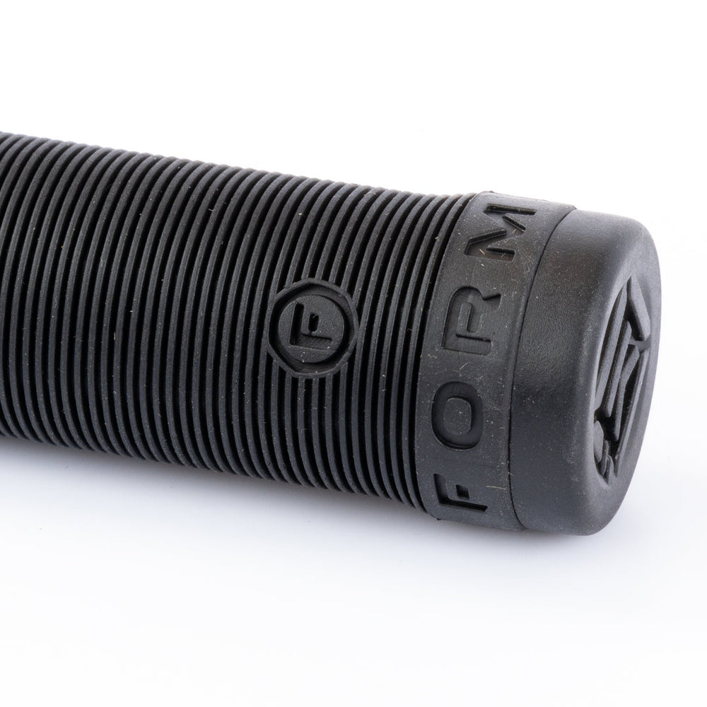 Kink Form Flangeless Grips - Black | BMX