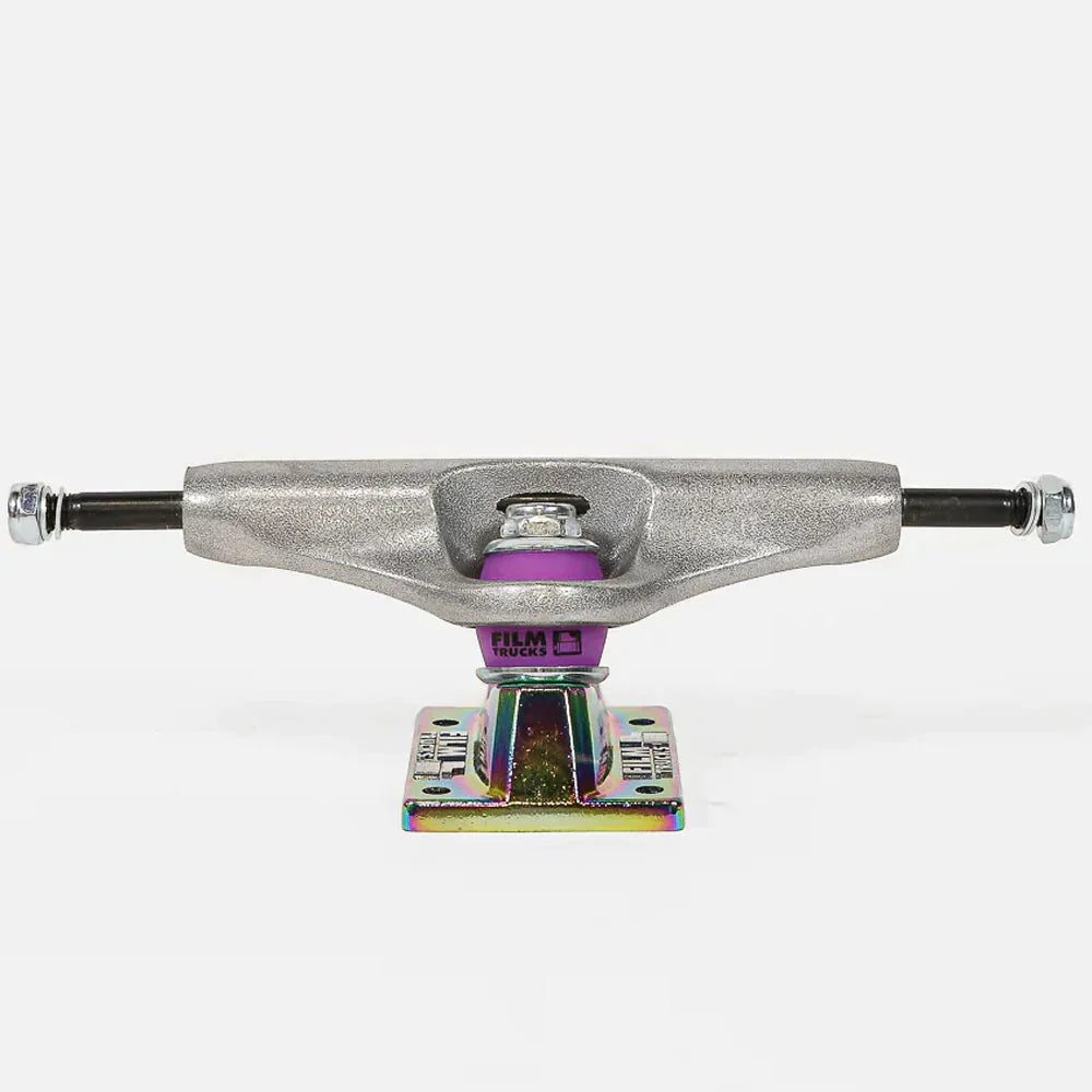 Film 5.25 Skateboard Trucks Petrol pair