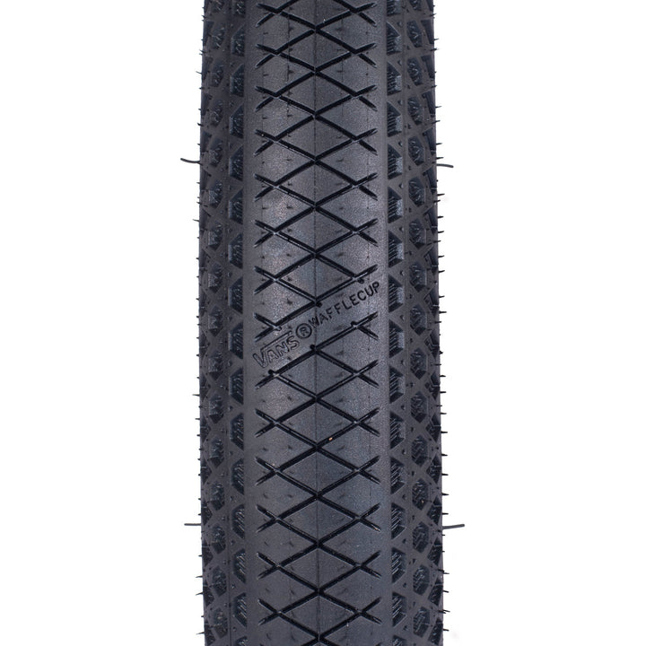 Cult Vans Wafflecup Tyre 20" Black 2.40"